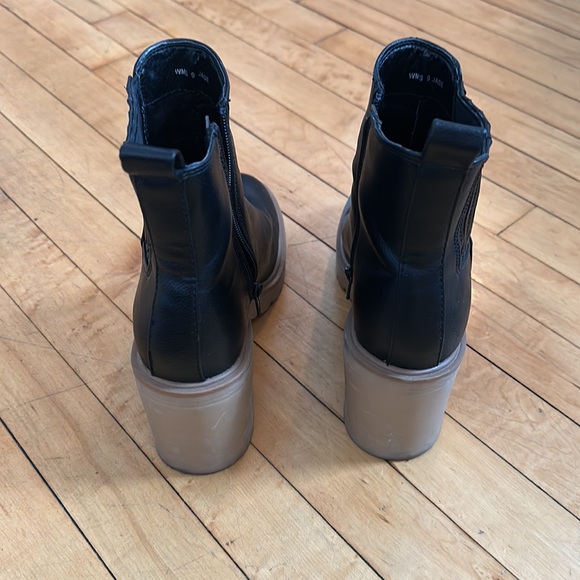 Dolce Vita Boots size 9 - Picture 3 of 4